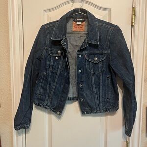 Levi’s snap button jacket sz M